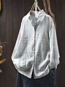 Áo sơ mi nữ dài tay kẻ caro xanh dương, cài cúc phía trước, chất liệu polyester, dáng regular fit, thích hợp mặc mùa xuân. - Màu xanh nhạt - Xem 2