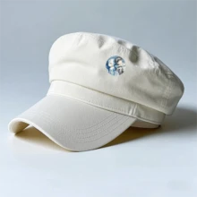 1 Stück 4,4 cm/1,73 Zoll Anime Charakter Pin Anstecker, Knopf Brosche, Kleidungszubehör, Taschenzubehör, geeignet zum Sammeln, interessante Geschenke für Freunde