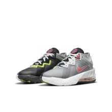 نايك ليبرون XVIII LOW (GS) أحذية رياضية كاجوال للنساء DJ3760-005 - أسود/رمادي - مشاهدة 6