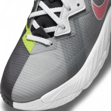 نايك ليبرون XVIII LOW (GS) أحذية رياضية كاجوال للنساء DJ3760-005 - أسود/رمادي - مشاهدة 8