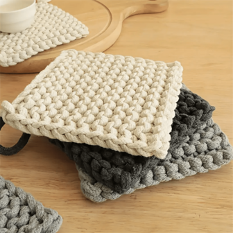 1pc Handmade Pot Holder, Coaster, Thick Knitted Insulation Mat, Solid Color Table Mat For Kitchen And Dining