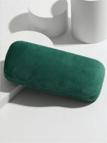 1个简约方形纯色眼镜收纳盒，适用于办公桌、旅行和床头柜收纳，光滑的保护硬壳，紧凑的方形设计，易于取用的盖子，适合大多数眼镜和太阳镜，耐用的便携式盒子，有亮色或柔和的颜色可选，是情人节和母亲节的理想春季礼物，是时尚前卫的眼镜配件收纳的完美之选。 - 彩色 - 查看 8