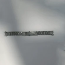 1条全新不锈钢表带，兼容华为手环10/9/8，男女通用，智能手表钢制快拆替换表带，华为手环8/9/10配件 - With Hua wei band 10/9/8 - 查看 12