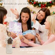 A Girl Holding A Resin Ornament For A House - Handcrafted Decorative Statue, Festive Ornament For Living Room Decoration, Christmas Home Decoration, Home Décor - 白色 - 查看 3