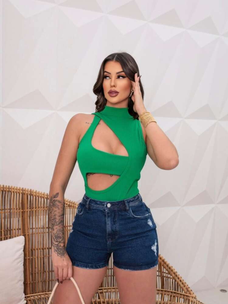 Women's Tank Top Bodysuit With Cutout Neckline And Front Detail - Summer New Arrival - International Fashion - Green - View 2