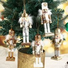 5个13厘米胡桃夹子吊坠，创意木偶士兵圣诞装饰，胡桃木士兵圣诞树挂饰家居装饰，适用于节日派对、圣诞派对、圣诞礼物、万圣节装饰、圣诞节装饰