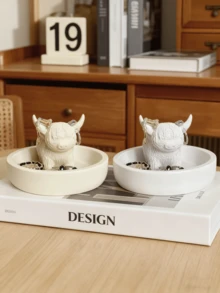 Giá đỡ nhẫn hình bò cao nguyên kèm khay tròn, tượng bò Scotland, giá đỡ nhẫn cưới/nhẫn đính hôn, giá đựng trang sức hình bò nhỏ, khay đựng trang sức làm quà tặng cho người yêu thích bò. - Nhiều màu - Xem 6