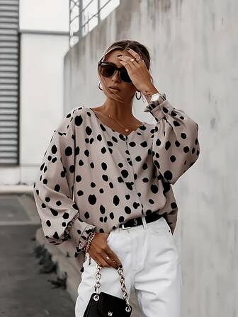 여성용 셔츠 - 우아한 루즈 블랙 및 베이지 폴카 도트 버튼 탑, 캐주얼 및 포멀 웨어 모두에 적합, 세탁기 사용 가능한 여름 탑, 패셔너블하고 편안한 원단, 버서타일 전문 스타일