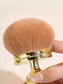 升级版大号散粉刷，超大号柔软刷毛散粉刷，大号印章式化妆刷，适合所有肤质，深受初学者和专业化妆师喜爱，方便旅行携带，是圣诞节、新年和情人节的理想礼物。