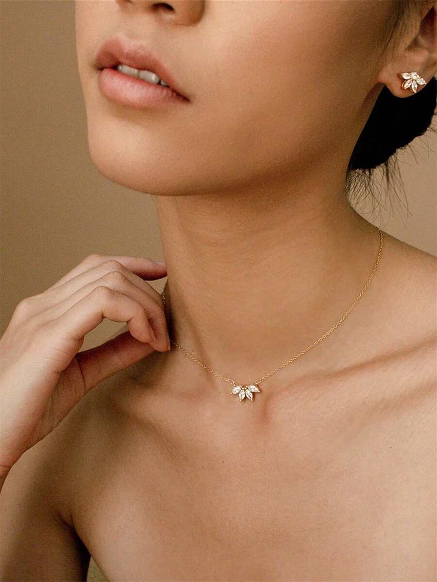 1pc Copper Zirconia Circle Link & Bow Pendant Necklace, Women's Daily & Date Gift