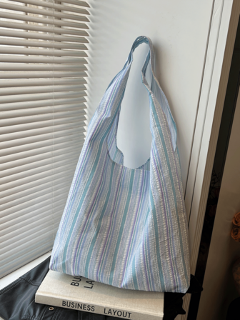 1개, 다용도 패션, 고가 틈새 디자인, 휴대용 숄더백, 대비되는 원단의 스트라이프 패턴으로 장식된 다채로운 옵션의 방랑 가방, 여성의 일상적인 통근 및 쇼핑에 적합합니다.