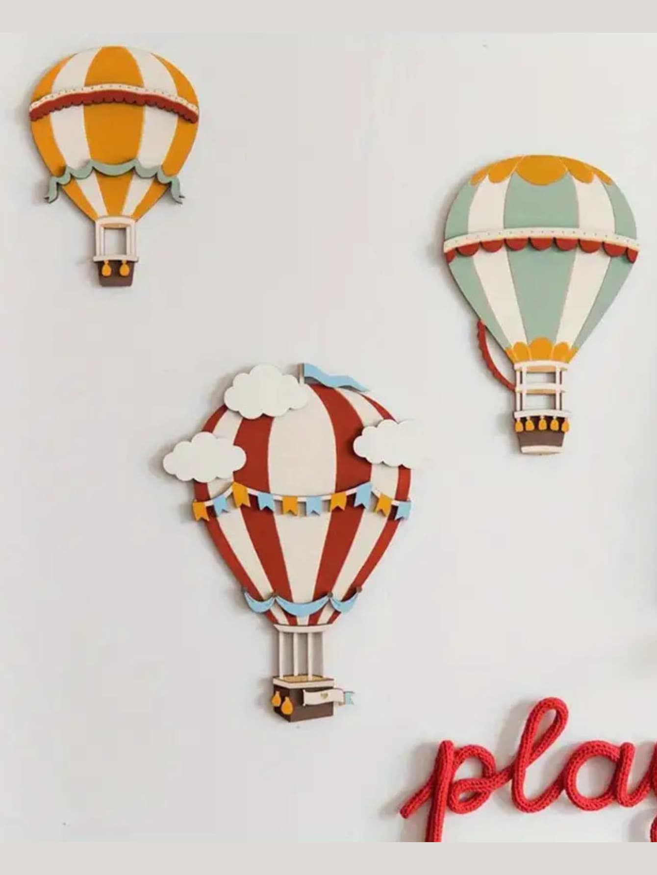 Hand-Painted Wooden Hot Air Balloon Wall Art Set Of 3 - Bohemian Nursery Decor, Whimsical Woodland Mural For Kids' Room & Playroom Wall Decor. - 彩色 - 查看 1