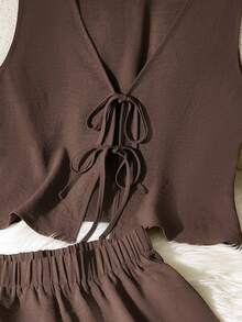 两件套女士无袖V领系带露脐上衣+松紧腰短裤，休闲百搭套装 - 咖啡棕 - 查看 5