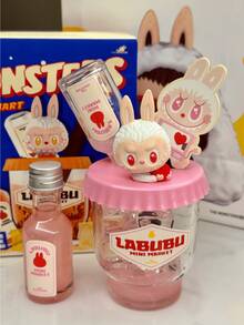 LABUBU THE MONSTERS 奇趣超市香氛盲盒，官方授权角色系列，5合1实用套装（2瓶香氛+香氛杯+香氛棒+7块人造冰块），饰有可爱的LABUBU元素，做工精良，带来愉悦的香氛体验。这款可爱的桌面或置物架装饰品可以提升您的生活和工作环境氛围。 - 彩色 - 查看 11