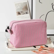 1 szt. Spersonalizowana torba z haftem, kosmetyczka/do przechowywania/kosmetyczka, lekka, wygodna, duża pojemność, uniwersalna, haftowana, personalizowana, idealny prezent dla dziewczyny, rodziny, koleżanek z klasy, sióstr, nadaje się na podróże służbowe, wakacje, prezenty dla druhen, kosmetyczka, spersonalizowany prezent dla niej, prezent na zaręczyny, kosmetyczka, prezent na wieczór panieński, upominki dla druhen, kalendarz świąteczny