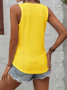 Women's V-Neck Blouse With Decorative Buttons And Openwork Fabric Detail. Casual And Elegant. - 黃色 - 查看 3