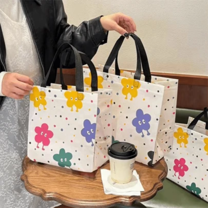 50pcs Gift Tote Bags, Non-Woven High-End Women's Clothing Packaging Bags, Small Flower Pattern Tote Bags, Household Storage, Shopping Essentials, Can Be Reused In Supermarkets And Convenience Stores, Travel Outdoor Storage Bags, Suitable For Carrying Clothes, Shoes