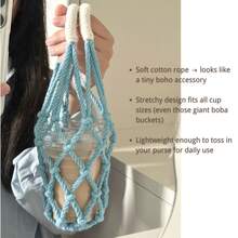 هذه الشبكة المرجانية هي الخيار الأمثل لك: ضع أي مشروب (شاي بالحليب ، قهوة ، لاتيه مثلج) → اربطه على معصمك/ذراعك → تحرك بحرية! التصميم المطاطي يناسب جميع أحجام الأكواب (حتى تلك الضخمة ل- Boba) خفيف الوزن بما يكفي لتضعه في حقيبتك للاستخدام اليومي ، التنقل إلى الفصل/العمل (لا مزيد من الصعوبات مع المشروبات) مواعيد الغداء (جديرة بالتصوير عند اقترانها بملابسك) السفر (احتفظ بمشروبك آمنًا على القطارات/الحافلات) - ثنائي اللون - مشاهدة 3