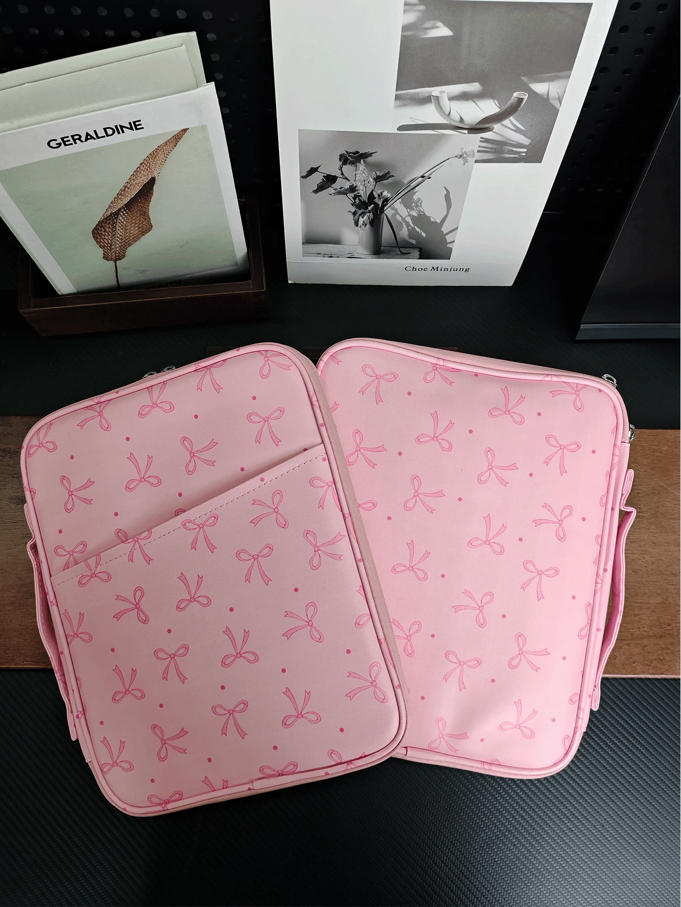 蝴蝶结造型加厚平板电脑保护套，带提手，加厚保护旅行包，适用于 iPad、Kindle，兼容三星 Galaxy 和安卓平板电脑（粉色） - 粉色 - 查看 1