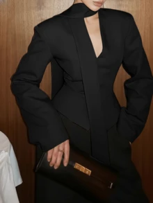 女士休闲简约通勤时尚垫肩系带西装外套，优雅简约，适合日常通勤、约会、情人节、新年、春季等场合。 - 黑色 - 查看 4