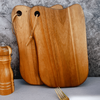 1pc Cutting Board, Kitchen Fruit Board, Kitchen Supplies, Kitchen Decor, Kitchen Utensils, Wooden Board, Chopping Board, Kitchen Cutting Board, Household Kitchen Tool, Suitable For Camping, Charcuterie, Cheese Platter, Cooking