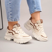Women's Chunky Sneakers With Stylish, Non-Slip, Tractor Sole - Perfect For Everyday Wear - On  - Immediate Shipping - Trắng/Nâu - Xem 8