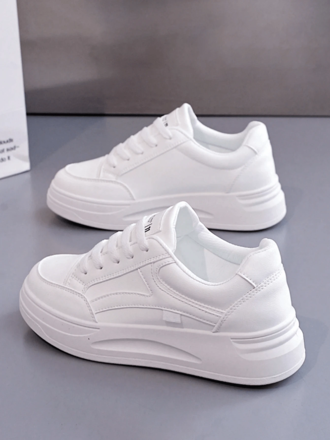 2025 New Style Versatile Women's Shoes - Summer Breathable Casual Slip-On Board Shoes - 白色 - 查看 1