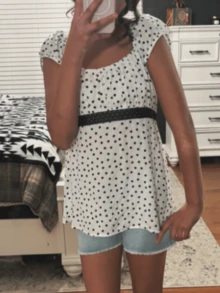 Women Y2K Fairy Grunge Babydoll Shirt Top Polka Dots Print Scoop Neck Back Bow Tie Up Flowy T Shirts Summer Cap Sleeve Back Smocked Slim Fit Crop Tank Tops Teen Girsl Cute Preppy Going Out Tee Top Vintage Aesthetic Fairycore Clothes Streetwear - trắng - Xem 6