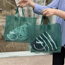 50个装高档礼品手提袋，女士购物袋，笑脸图案手提袋，以及派对和节日手提袋；可重复使用的家居收纳袋和超市、便利店购物必备品；旅行户外收纳袋，适合携带衣物、鞋子和其他物品；加厚礼品收纳袋；便携大容量手提包。适用于情人节、婚礼、购物、生日礼物袋、派对礼物袋。 - 彩色 - 查看 11