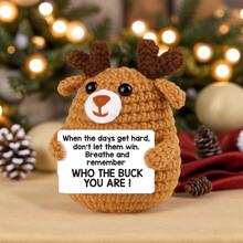 1 Stück handgefertigte gehäkelte Dekorationsfigur für den Schreibtisch, süße Plüschpuppe in Hirschform, ideales Geschenk für beste Freunde, Geburtstag, Schwestern, Mütter, Großmütter, Kollegen, Familie, Schlüsselanhänger, Unterstützung positiver Emotionen, kreative Party, Halloween, Weihnachten Plüschpuppe, Raumdekoration, Souvenir - Verschiedenfarbig - Übersicht 2