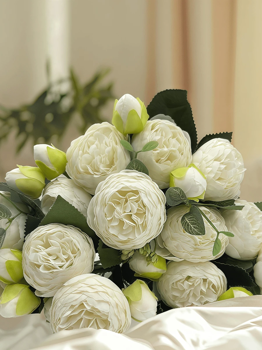 Nejlue Artificial Flowers/Plants1111 Home & Living 1束仿真牡丹花，白色仿真牡丹花束，婚礼新娘花束，仿真玫瑰花束，适用于家居装饰、房间装饰、桌面装饰、婚礼装饰、卧室装饰、花园装饰、室内外装饰 - 白色 - 查看 1