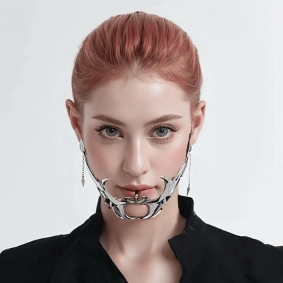 Máscara de mascarada cyber-punk para hombres y mujeres, máscara de metal para fiestas y graduaciones, regalos de joyería de cosplay de máscara, accesorios faciales líquidos e irregulares.