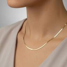 Chain Necklaces - Gold - View 4