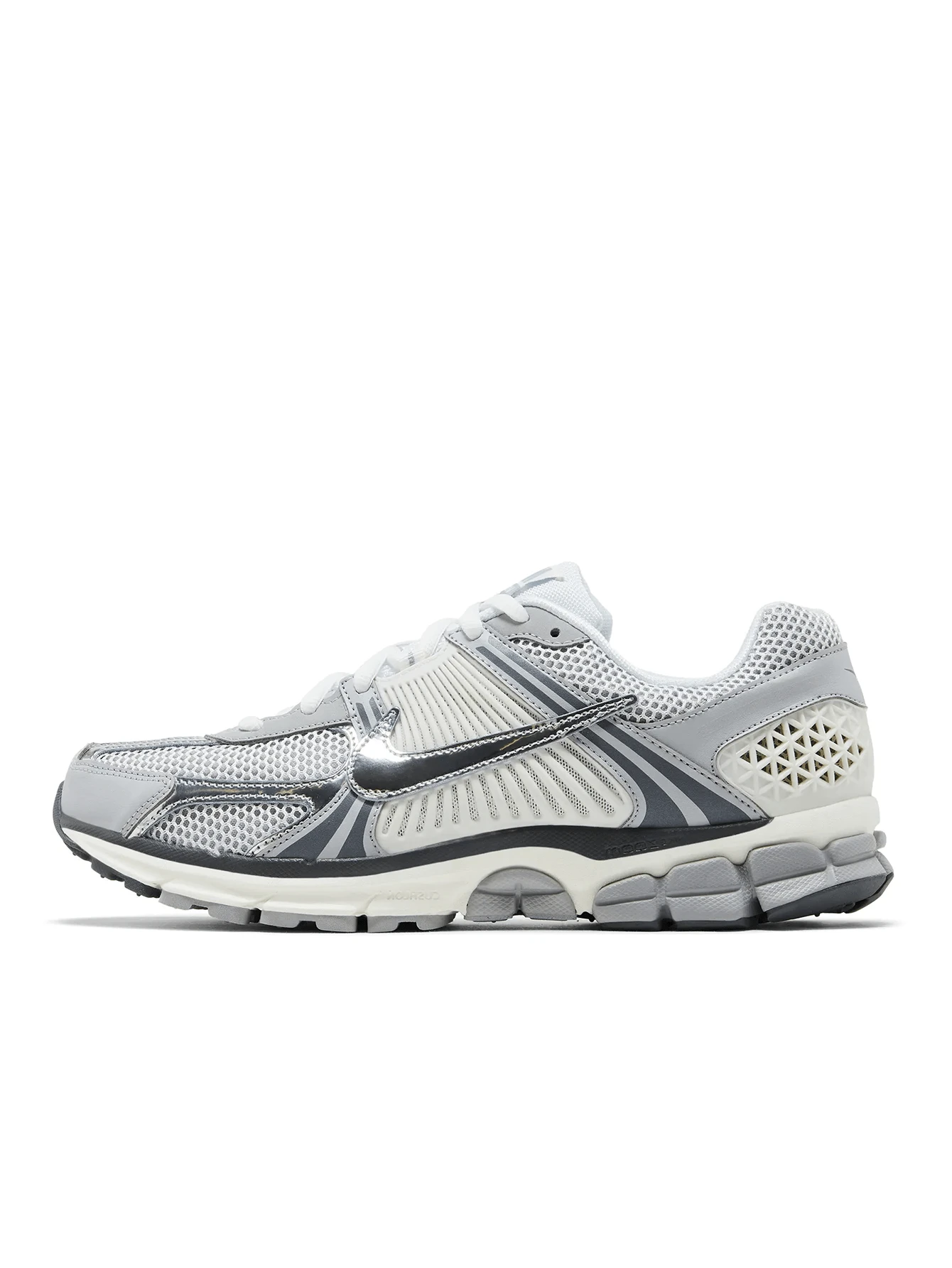 Nike Zoom Vomero 5 男士/中性运动鞋 跑步鞋 轻盈缓震 动态支撑 透气舒适 适合健身房日常穿着 街头运动 峰顶 白色 金属银色 IM2219-121 - 銀 - 查看 1