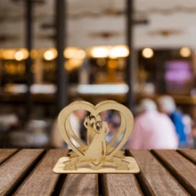 Rockkings Set de 12 Servilleteros para Boda en MDF con Diseño de Novios Dentro de Corazón – Decoración Elegante para Mesas de Boda, Eventos Formales, Recepciones, Banquetes, Mesas de Novios e Invitados – Ideal para Decorar Servilletas en Bodas Civiles y Religiosas, XV Años, Aniversarios, Pedidas y Celebraciones Románticas – Servilletero Artesanal con Corte Láser Preciso, Acabado Natural y Frase "Nuestra Boda" – Perfecto como Recuerdo, Centro de Mesa y Detalle Decorativo – Medidas por Pieza: 20 cm de Largo * 15.2 cm de Alto * 7.5 cm de Fondo – Accesorio Decorativo para Mesas Temáticas, Ambientación Profesional, Fotografía de Evento y Montajes de Lujo – Fácil de Personalizar, Pintar o Adaptar a Tu Estilo de Fiesta – Alta Resistencia, Presentación Estética y Excelente Calidad en MDF - Camel - Ver 8