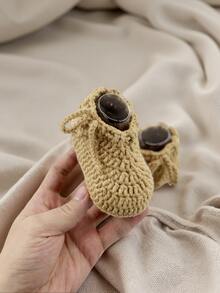 1 Pair Crochet Infant Booties, Handmade Knitted Prewalker Socks For Indoor Floor Use - Khaki - View 2