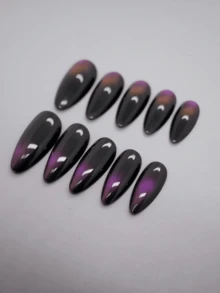 24片水滴形美甲贴纸，猫眼渐变设计，紫色和黑色全息效果，极光般渐变层次，闪光粒子随光线变化，高端镜面光泽，暗黑奢华美学 - 紫色 - 查看 6