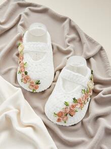 1 Pasang Sepatu/Kaos Kaki Bayi Pra-Berjalan Rajutan Tangan Motif Bunga - Putih - View 3