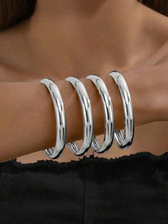 1pc Fashionable Platinum Bracelet For Women