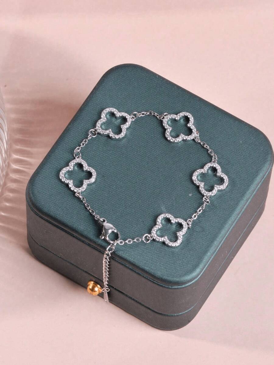 1pc Minimalist Clover Bracelet, French Sweet Luxury Zirconia Four-Leaf Flower Accessory (No Gift Box)