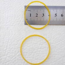 Gomas elásticas amarillas, disponibles en varios tamaños, gomas elásticas y anillos de goma amarillos, gomas elásticas resistentes y versátiles, prácticas para el uso diario. - Amarillo - Ver 3