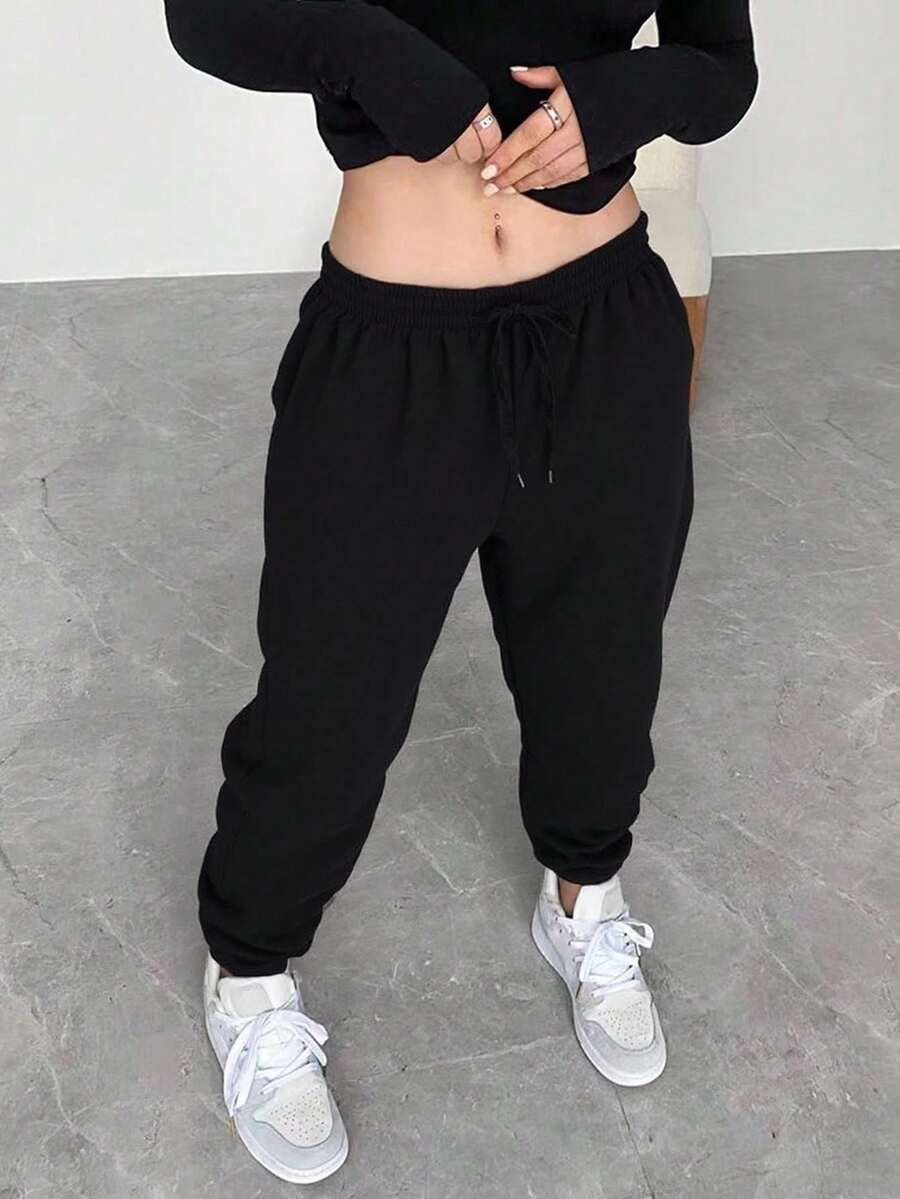 Joggers de Mujer Plus Size con Elástico y Listón al Frente – Calientitos y de Alta Calidad - negro azabache - Ver 1