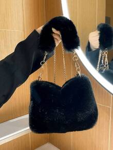 This New Girls' Small Square Crossbody Bag Features A Chain Strap And Soft Velvet Material, Making It Very Suitable For Autumn And Winter Seasons. Its Korean Style Makes It The Perfect Gift For Valentine's Day, And Also An Excellent Gift For Girls On New Year's. - Black - View 8