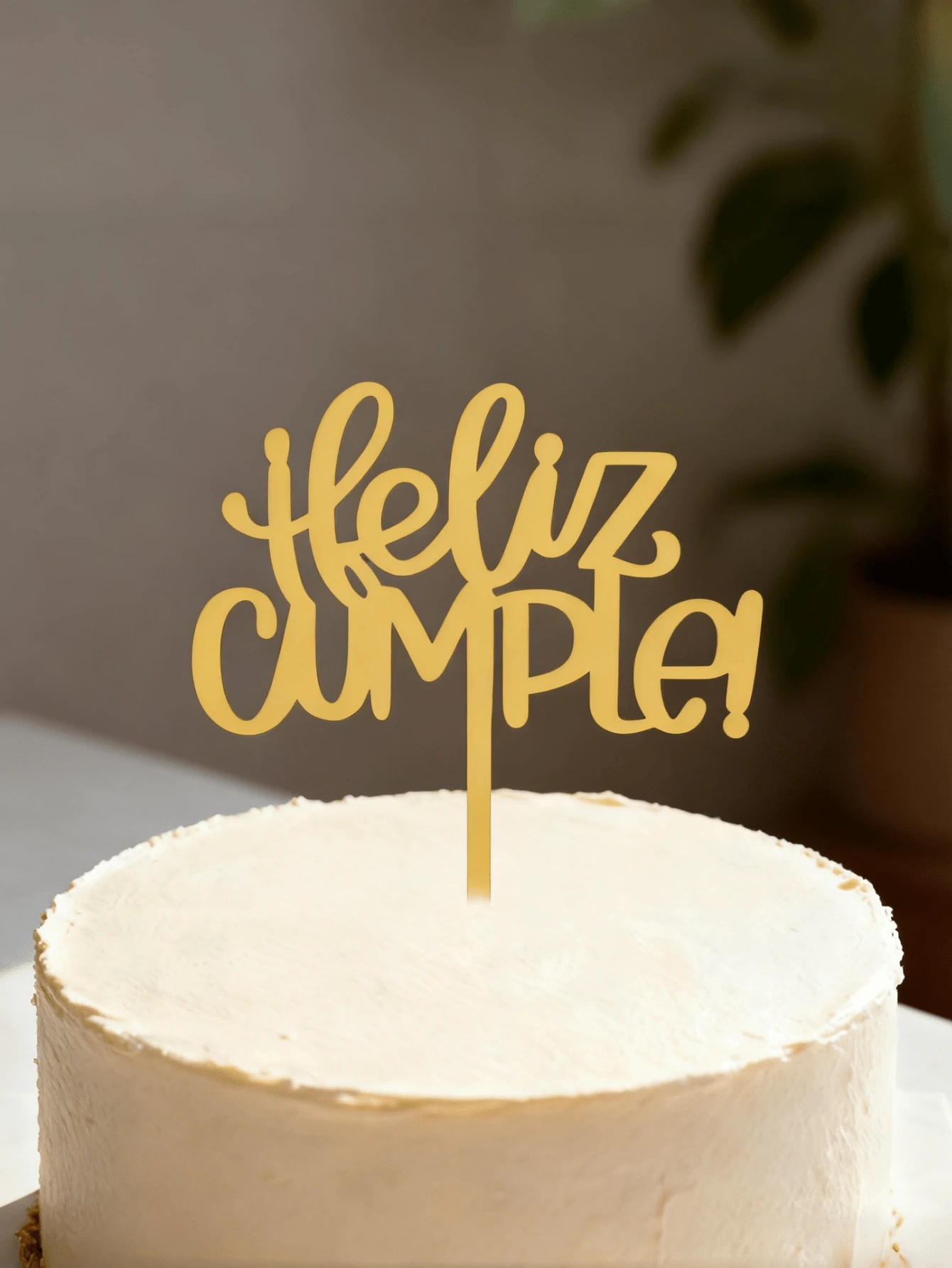 1/3/5pcs Spanish Style Acrylic Birthday Cake (With Nameplate), Happy Birthday PMMA Cake Topper, Cake Decor, Baking Decor, Baking Supplies, Kitchen Supplies, Suitable For Halloween, Christmas Party And Celebration Decoration - Gold - View 1
