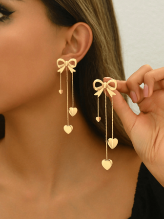 1 Paar Valentinstag Geschenk einfache Schlüsselbein Quasten Herz Schleife Ohrringe