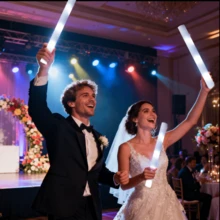 119/56 Pcs Foam Glow Sticks,White  Glow Sticks, Party Foam Glow Sticks With Three Flashing Modes. They Are Perfect Party Favors For Weddings, Outdoor Activities,Dances, Concerts, Halloween And Christmas(White) - 銀白色 - 查看 3