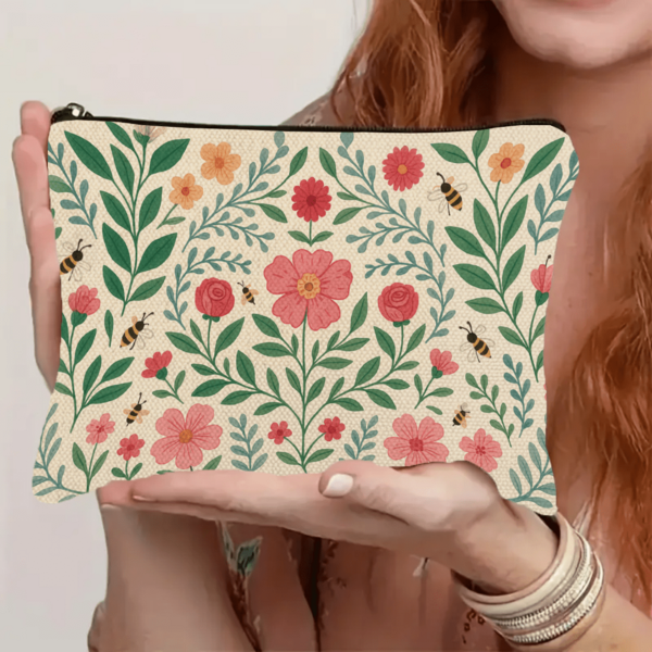 Makeup Bag With Vintage Floral And Bee Print, Portable Polyester Travel Organizer With Minimalist Zipper Closure, Easily Store Cosmetics, Phones And Necessities, The Perfect Holiday Gift