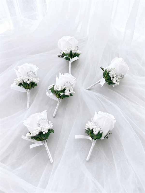1pc/6pcs Artificial White Silk Rose Flower Groom Boutonniere Man Brother Corsage Graduate Pin Suit Wedding Flowers Party Deocration