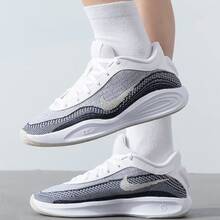 Nike 耐克男子新款篮球鞋 G.T. HUSTLE ACADEMY 球场表现比赛训练款 FJ7808-100 - 白灰色 - 查看 1