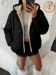 1pc/Women's pocketed reversible sheepskin coat featuring diamond quilting and a two-tone design. The hooded fur trim enhances warmth, making it ideal for outdoor wear. The reversible design warmth, making it ideal for outdoor wear. The reversible design fastens with aoneal style. versatile styling potential, serving as an excellent choice for cold weather attire. - 1pc 杏色 - 查看 1